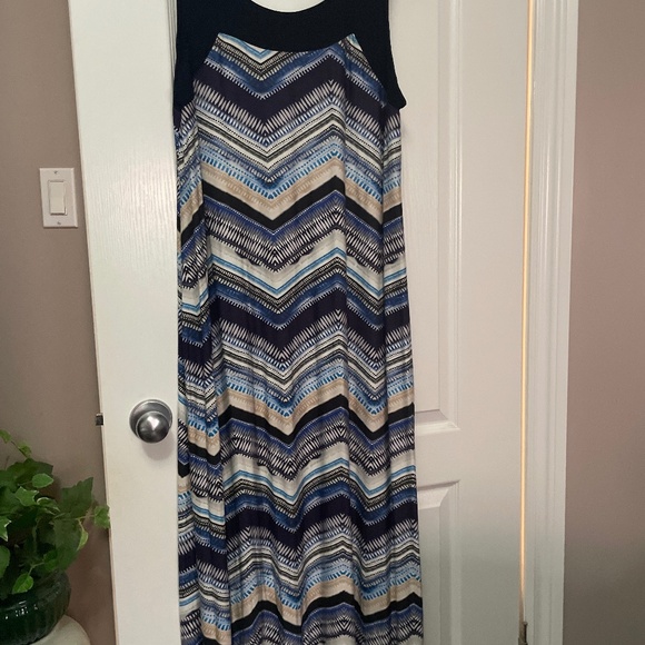 Wallis Petite Long Sleeveless Dress - Picture 1 of 7
